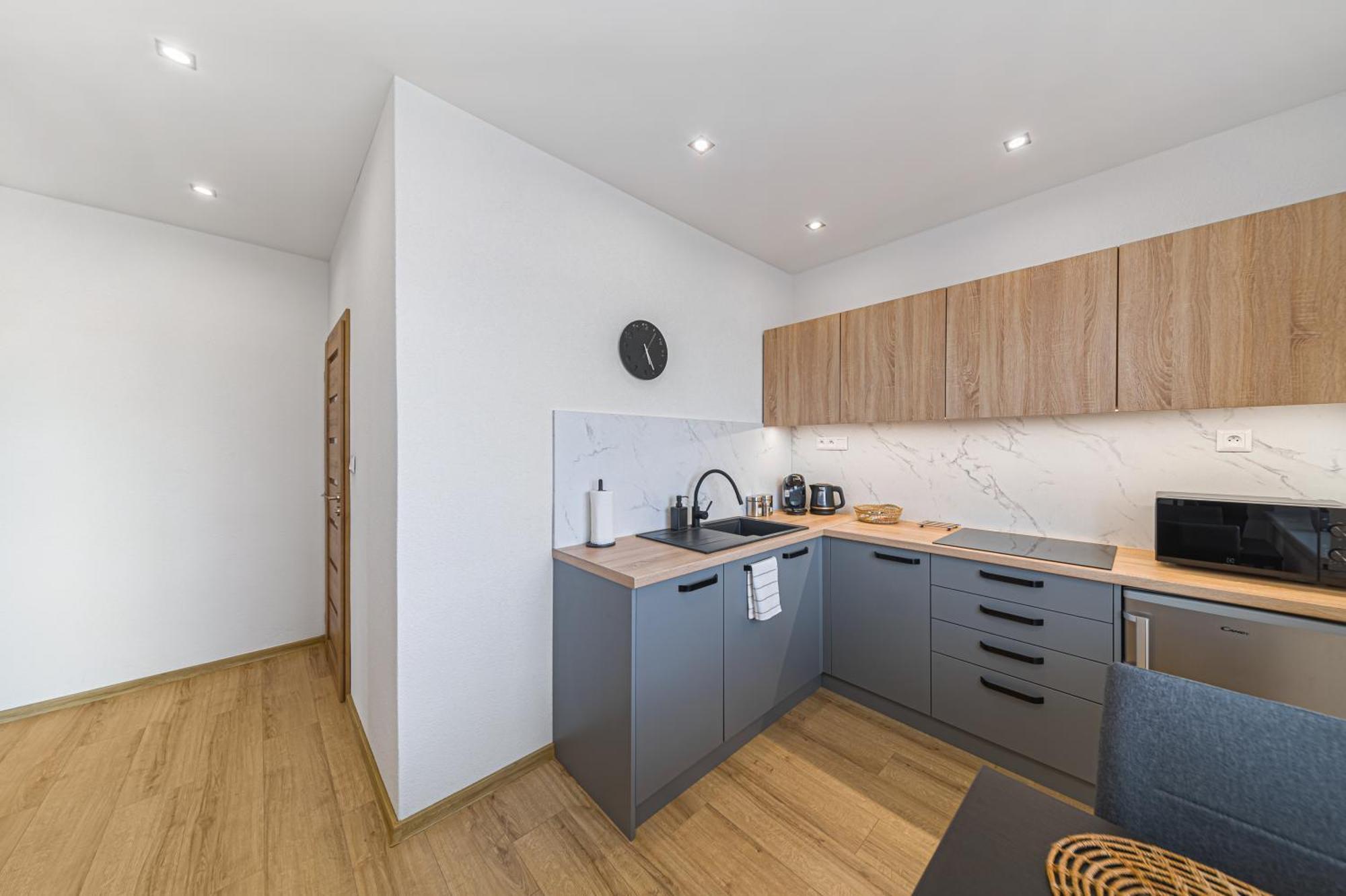 Tower Apartments Orchid & Amber Spišská Nová Ves Екстериор снимка