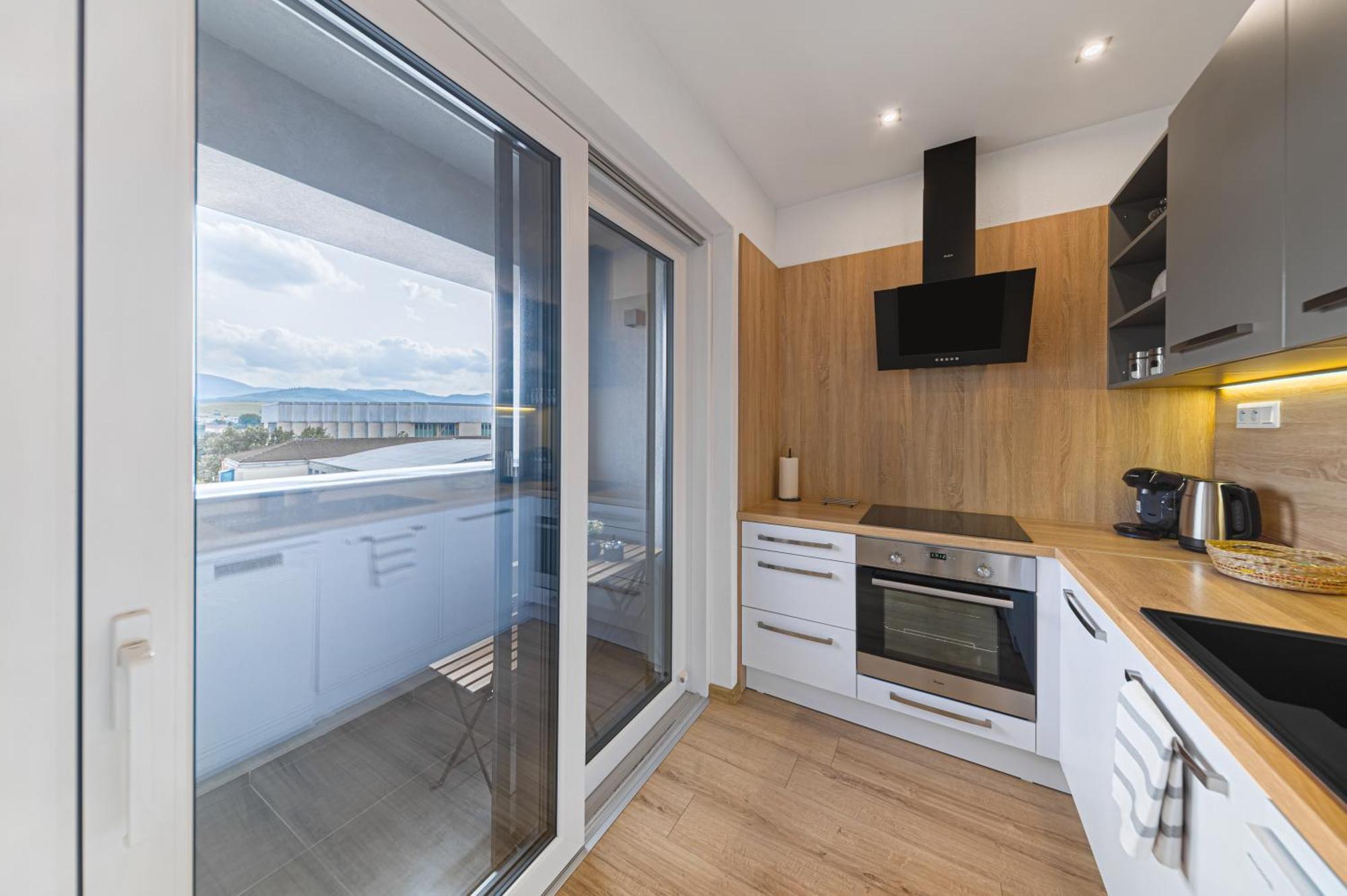 Tower Apartments Orchid & Amber Spišská Nová Ves Екстериор снимка